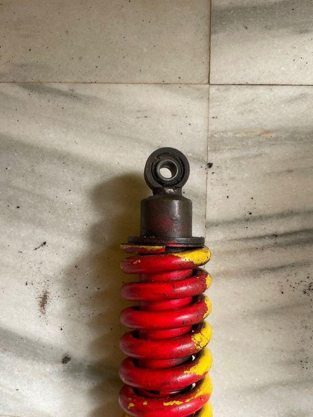 amortiguador derbi denda