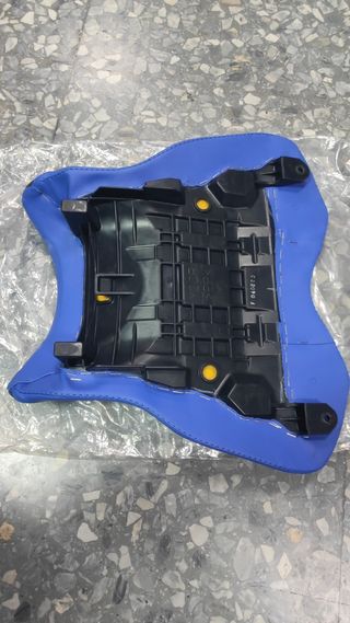 Piezas carbono Yamaha r1 2020/2024