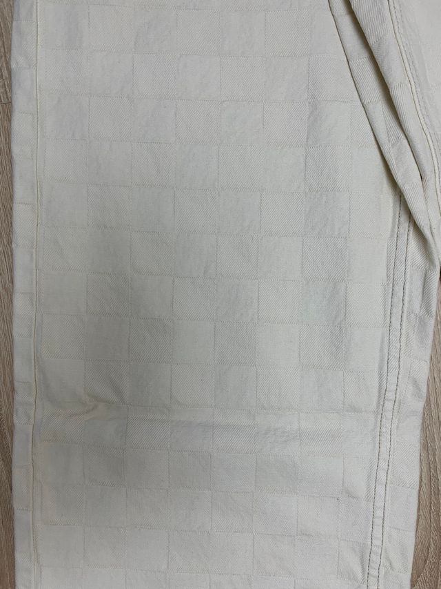 Pantalon Bershka baggy jaqcuard beige (T. 34EU)