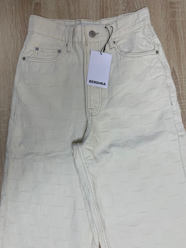 Pantalon Bershka baggy jaqcuard beige (T. 34EU)