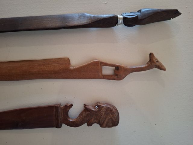 Abrecartas de madera artesanales