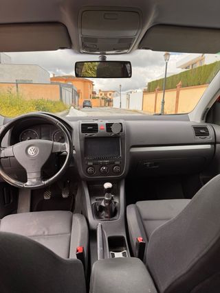 GOLF 5 140CV 