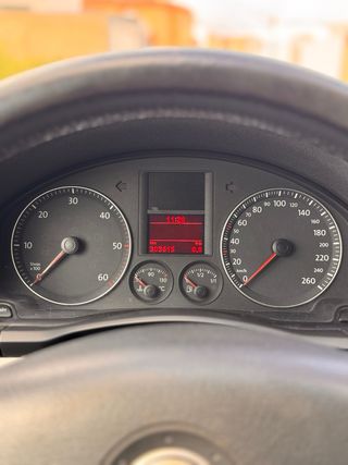 GOLF 5 140CV 