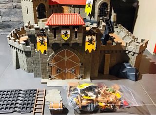Playmobil 4865 gran castillo león amarillo