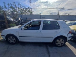 C823 DESPIECE COMPLETO VOLKSWAGEN GOLF 4