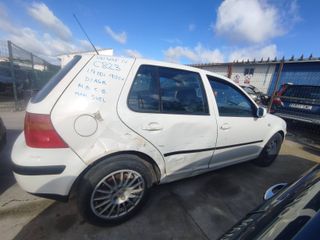 C823 DESPIECE COMPLETO VOLKSWAGEN GOLF 4