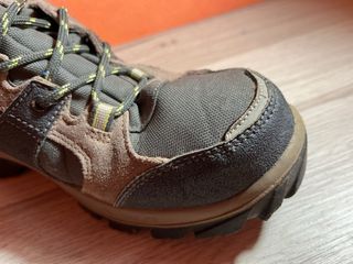 Botas de montaña Quechua (DECATHLON) - talla 38