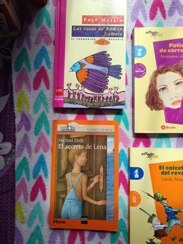 LOTE LIBROS JUVENILES