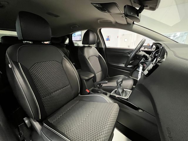 KIA Ceed Tech 2023