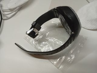 Reloj con barómetro y temperatura.