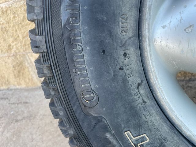 Ruedas todoterreno 235/75 R 15