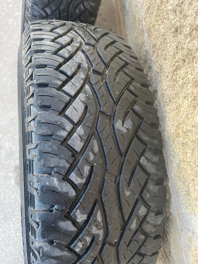 Ruedas todoterreno 235/75 R 15