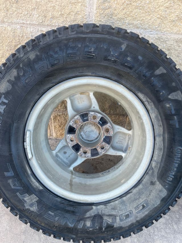 Ruedas todoterreno 235/75 R 15