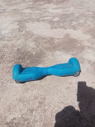 Overboard in vendita, caricabatterie nuovo