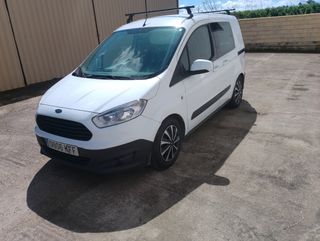 Ford Tourneo Courier 2017