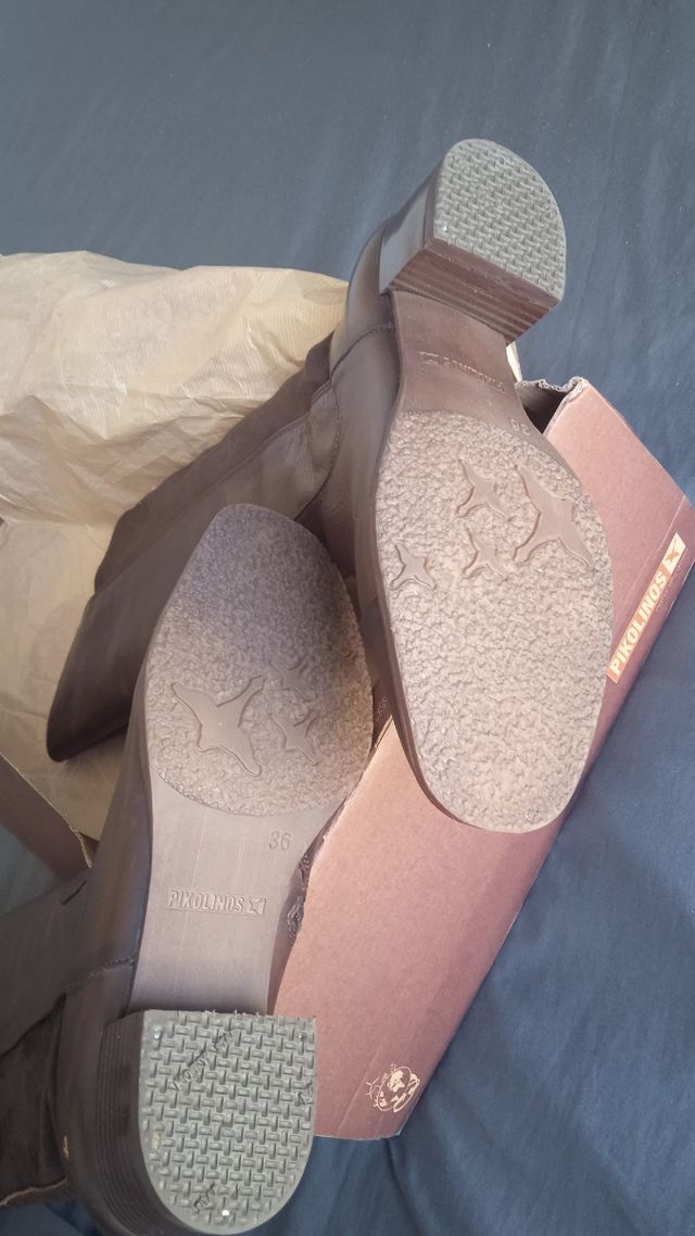 Botas altas pikolinos
