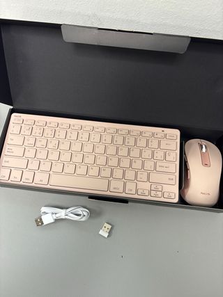 Fantasy Kit Pink Combo Teclado y Ratón