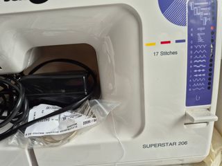 Maquina de coser saivod