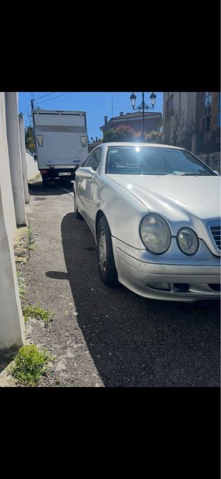 Mercedes-Benz  CLK 200 kompressor 2001