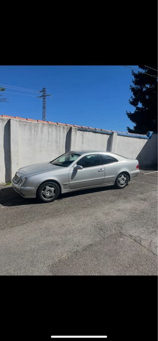 Mercedes-Benz  CLK 200 kompressor 2001
