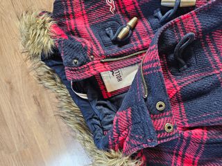 Abrigo de paño cuadros. Hollister