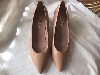 Zapatos nude beige piel Giko