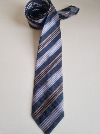 Corbata Adolfo Domínguez 