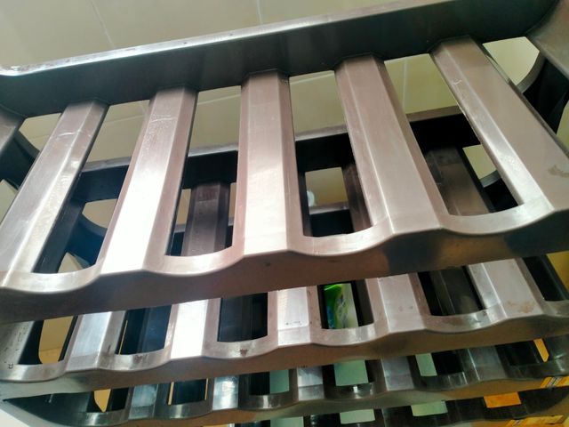 4 botelleros apilable nuevos 