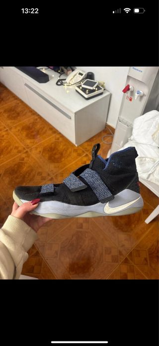 Zapatillas baloncesto Lebron