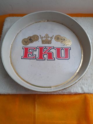 Vassoio in metallo Eku