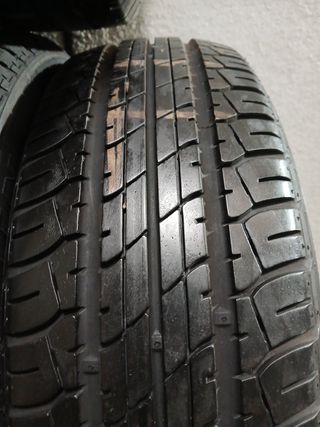 195 60 16 99/97H DUNLOP SP SPORT 200