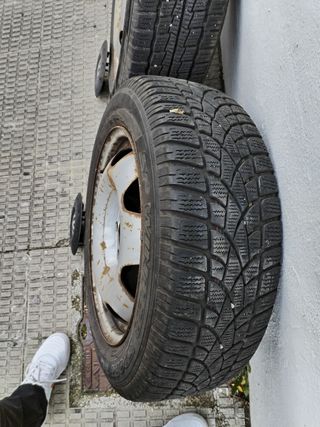 Llantas VW T5 con cubierta de invierno caducadas