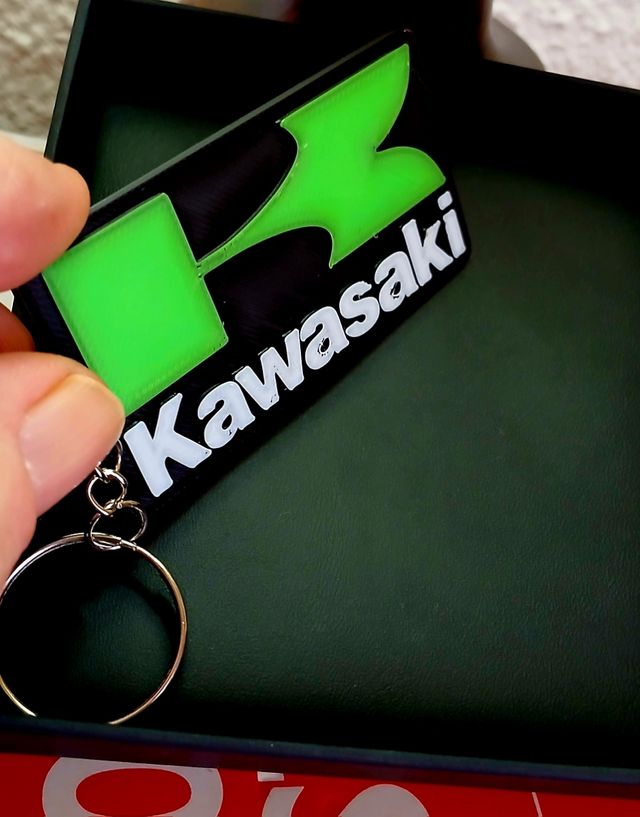 LLAVERO EFECTO DEGRADADO EN 3D KAWASAKI 