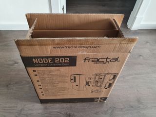 Caja Fractal Node 202