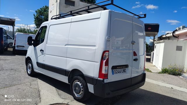 Renault Master 2021