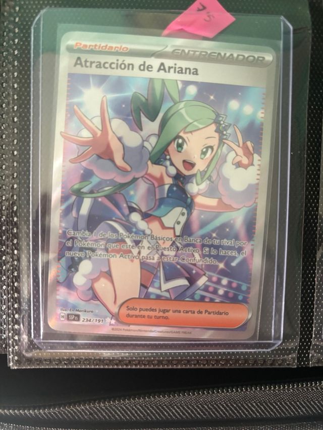 Atracccion de Ariana Surging Sparks