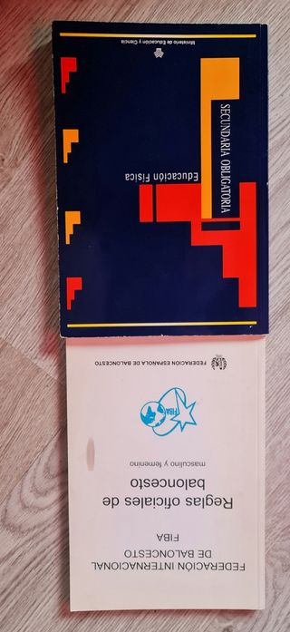 LOTE 14 LIBROS DEPORTE ALIMENTACIIN PEDIATRIA