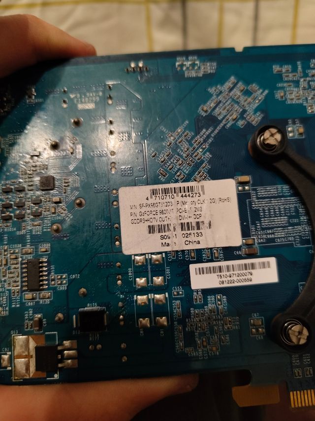 Geforce 9600GT para reparar