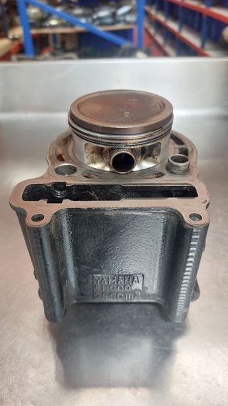 Cilindro y piston Yamaha majesty 250