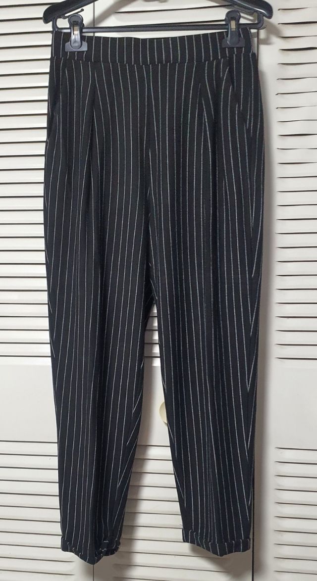 Pantalón Fluido Stradivarius Talla L