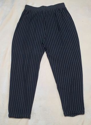 Pantalón Fluido Stradivarius Talla L