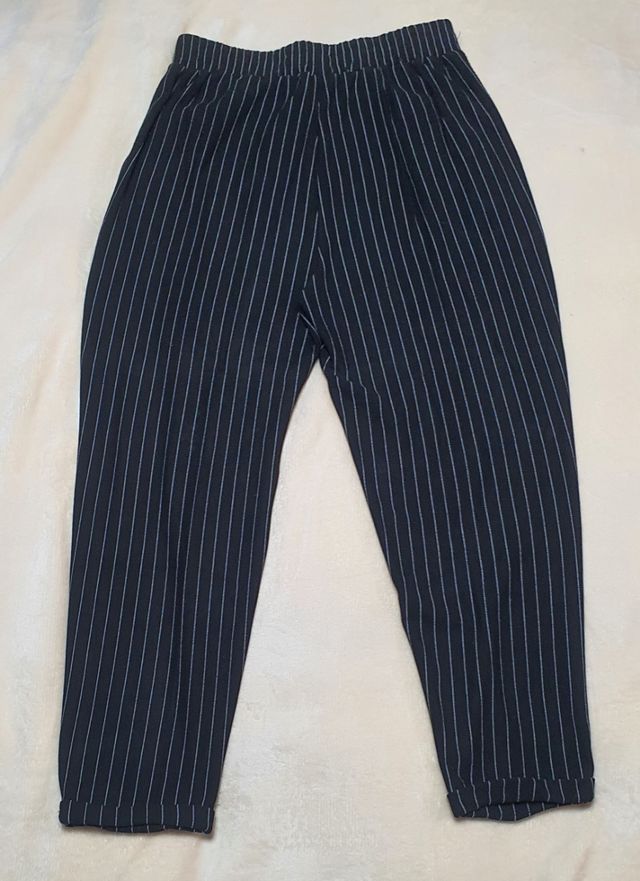 Pantalón Fluido Stradivarius Talla L