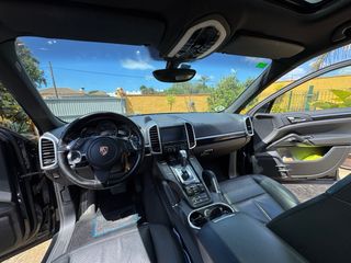 Porsche Cayenne 2012