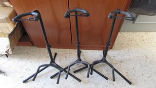 Lote 3 soportes para Guitarra o bajo