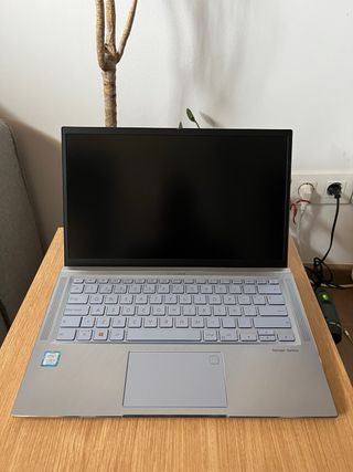 Asus ZenBook UX431F 14" i5 8GB + regalo usb-C