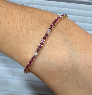 Pulsera de oro de 18 kt con diamantes y rubies