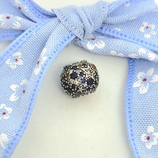 CHARM BOLA PIEDRAS