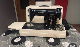 Máquina de coser singer
