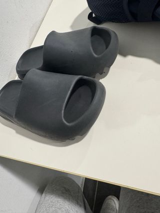 Yeezy Slides N39 7US Nero