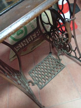 Maquina de coser Singer